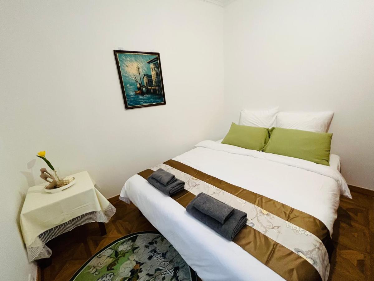 Dream Dwell Paris-Two-Bedroom Flat Near Pompidou Centre Екстериор снимка