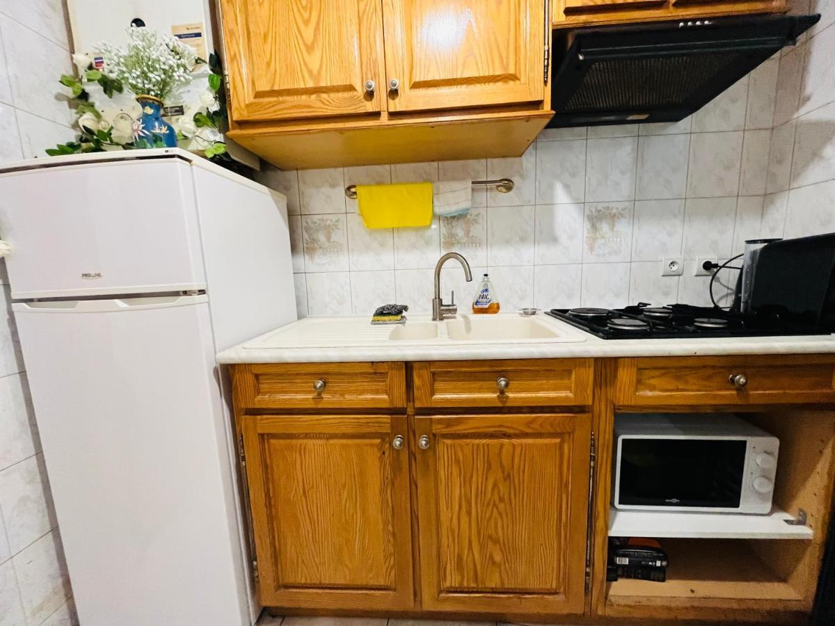Dream Dwell Paris-Two-Bedroom Flat Near Pompidou Centre Екстериор снимка