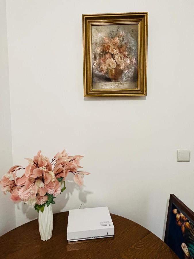 Dream Dwell Paris-Two-Bedroom Flat Near Pompidou Centre Екстериор снимка
