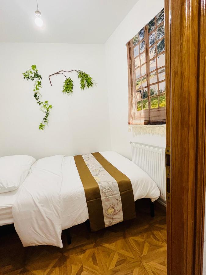 Dream Dwell Paris-Two-Bedroom Flat Near Pompidou Centre Екстериор снимка